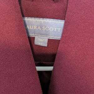 Laura Scott Women's Burgundy Blazer